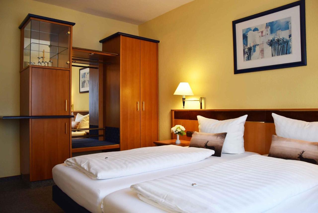 Landhotel Zum Hirsch Unterweissbach Luaran gambar