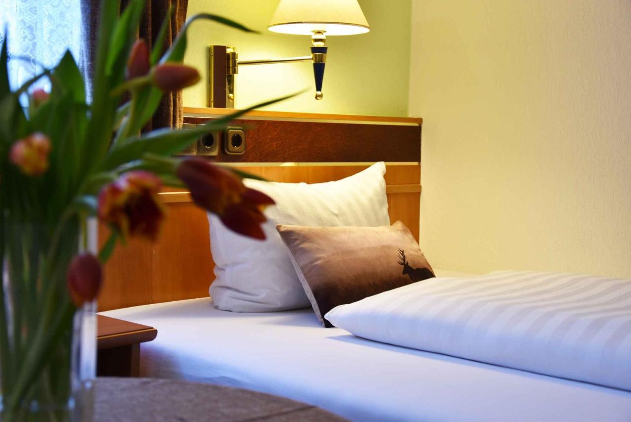 Landhotel Zum Hirsch Unterweissbach Luaran gambar