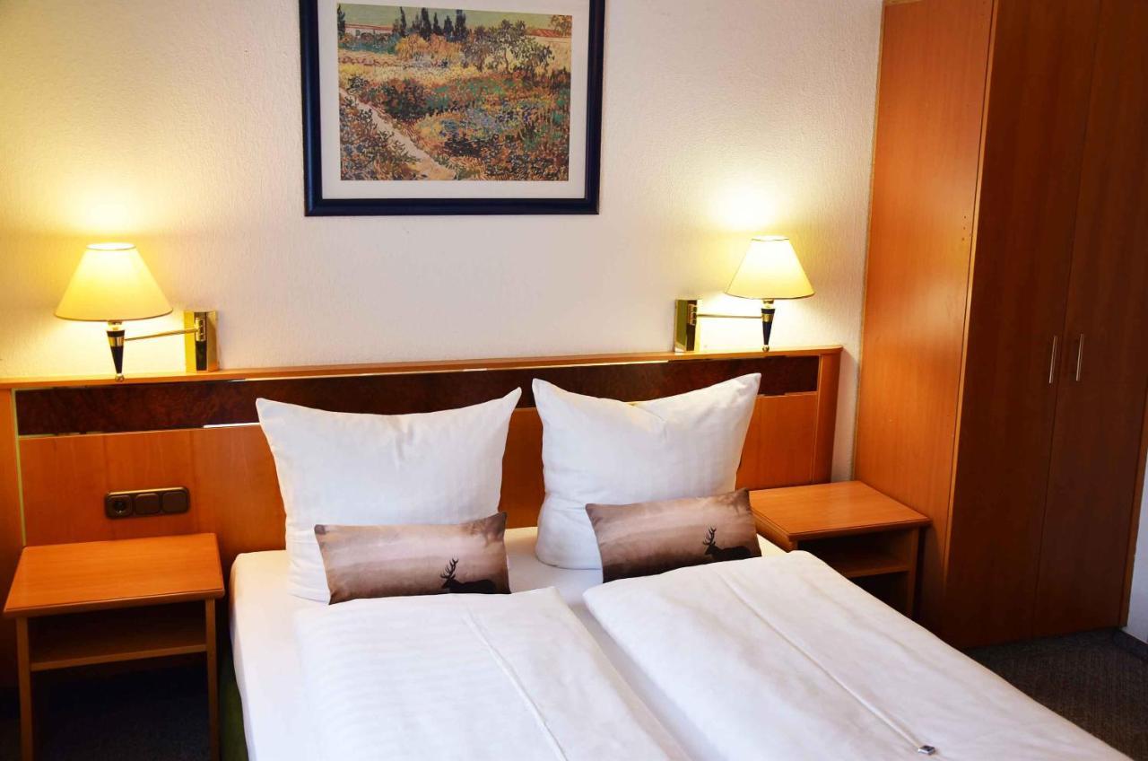 Landhotel Zum Hirsch Unterweissbach Luaran gambar